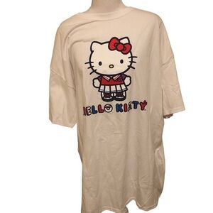 Hello kitty by Sanrio graphic shirt